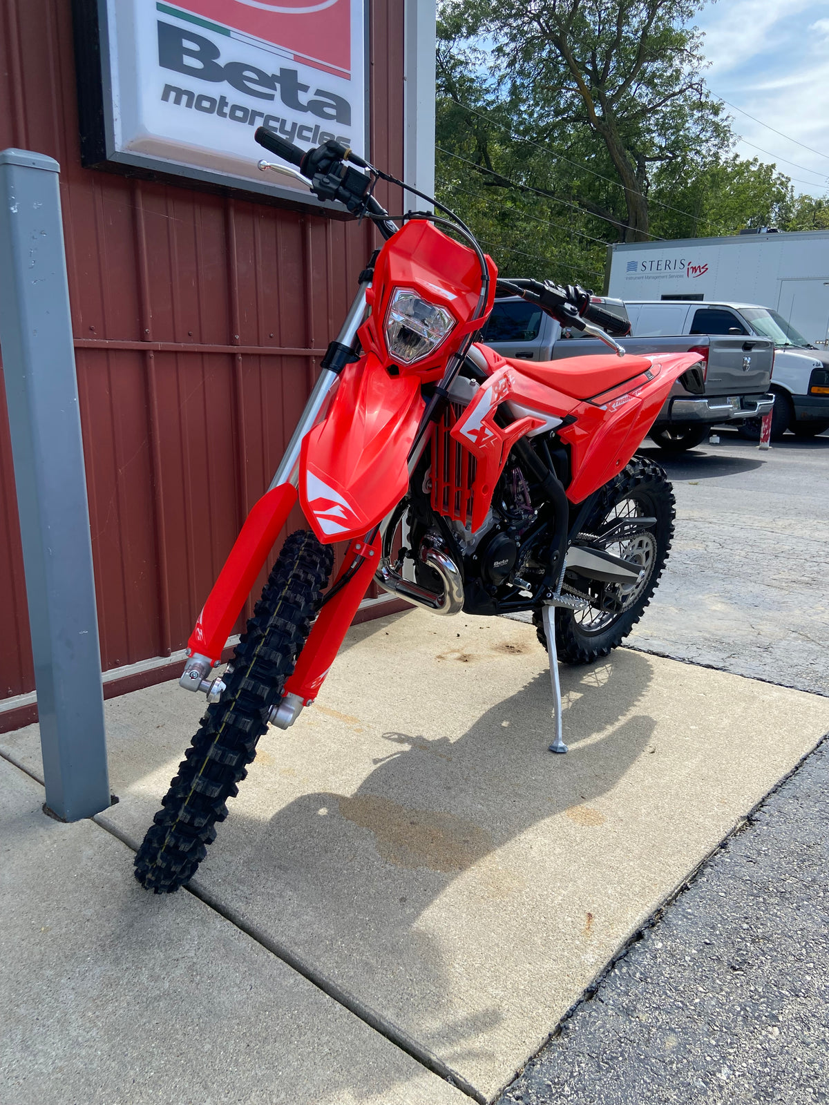 2027 Beta Xtrainer 200
