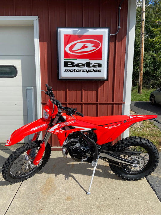 2027 Beta Xtrainer 300